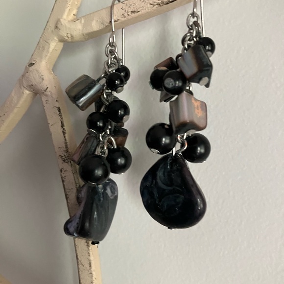 Bead and Shell Earrings - Picture 3 of 4
